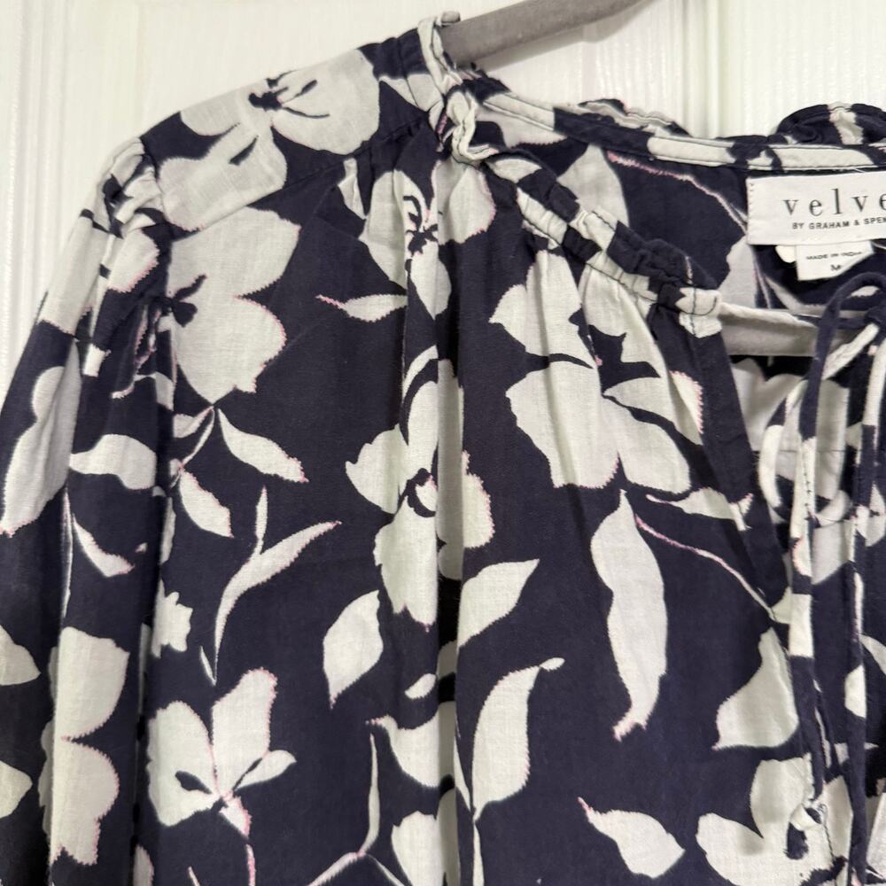 Velvet by Graham & Spencer Women's Floral Long Sleeve Top Size Medium - Picture 7 of 13